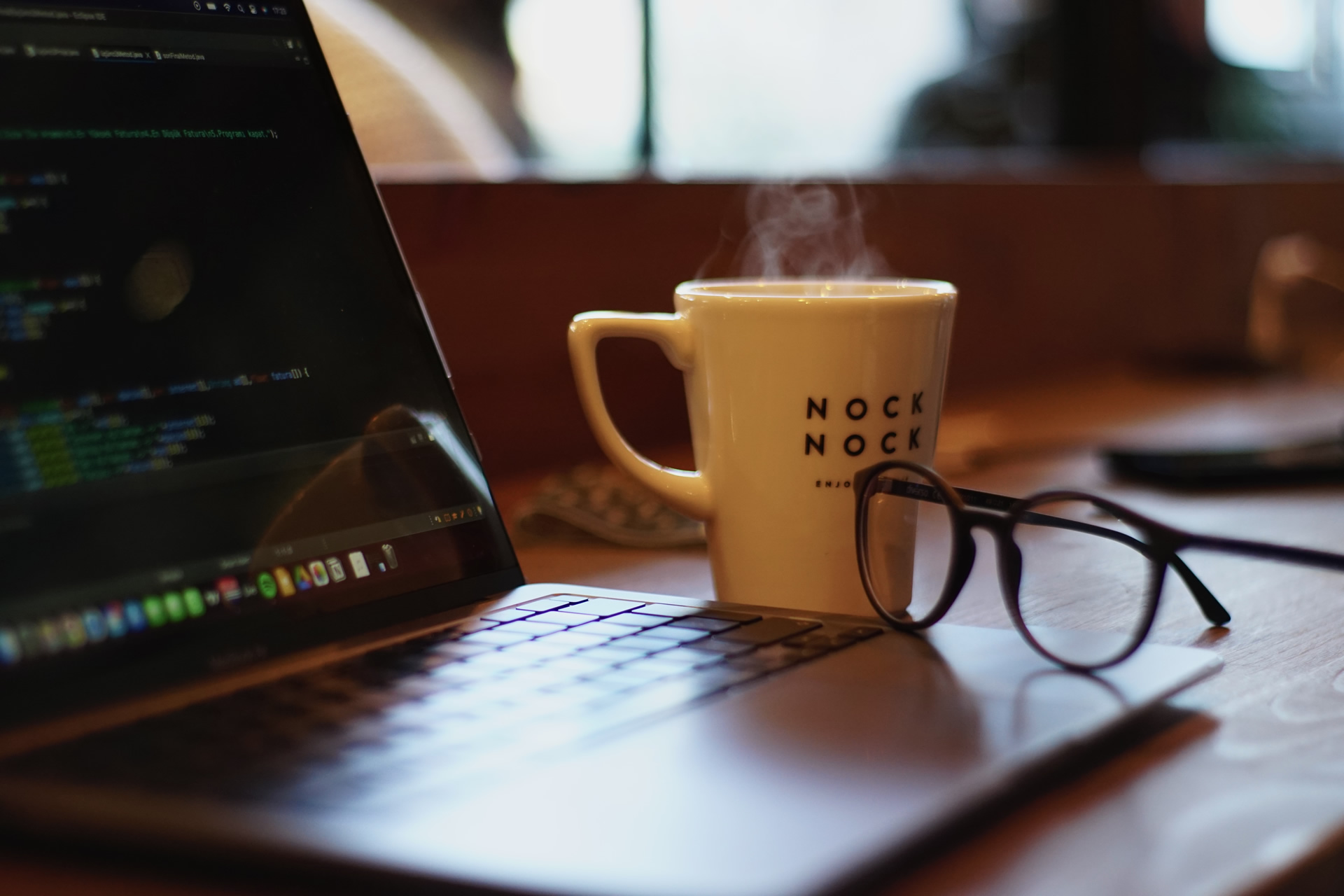 Yüksek hızlı internet ve sakinlik.